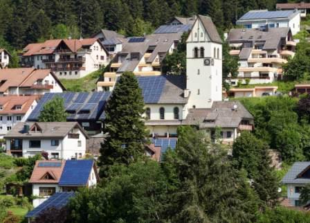 Die Schönau im Südschwarzwald will man den Bürgern das Stromerzeugen überlassen. Foto: ESW Schönausc