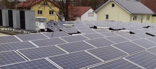Solaranlage auf der Kindertagesstätte Einsiedlerhof in Kaiserslautern (Foto: Energiegenossenschaft LauterStrom eG)