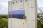 In Donauwörth kommt Solarfolie statt Solarmodul zum Einsatz (Foto: LEW/Timian Hopf)
