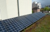 Die PV-Anlage erzeugt Solarstrom in Köln-Zollstock (Foto: Kölner Gartensiedlung eG)