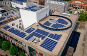 Hier sehen Sie die Solarmodule auf dem Dach des Erfurter Theater (Foto: Steve Bauerschmidt)