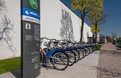 Auch die E-Bikes am Centro Tesoro werden mit PV-Strom versorgt (Foto: Schwaiger Group)