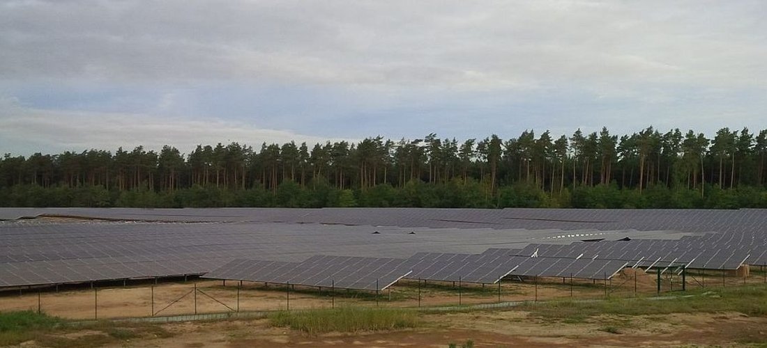 In Meyenburg wurde ein Solarpark im Jahr 2017 eröffnet. Foto: IBC Solar