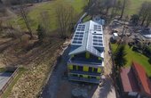 Photovoltaikmodule auf dem Plus-Effizienzhaus in Rotenburg erzeugen Strom (Foto: powertrust GmbH)