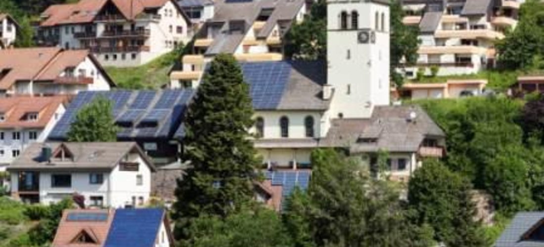 Die Schönau im Südschwarzwald will man den Bürgern das Stromerzeugen überlassen. Foto: ESW Schönausc
