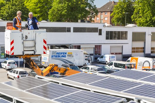 Hier sehen Sie die Photovoltaikanlage auf dem Dach in Herne (Foto: Stadtwerke Herne)